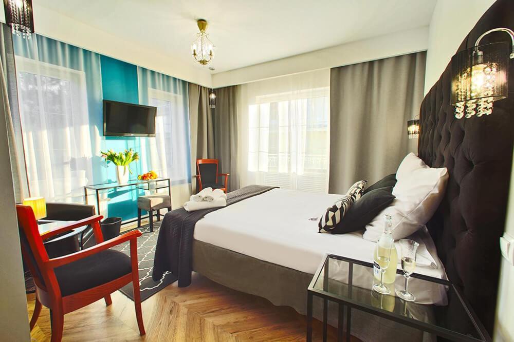 Rezydencja Pod Teznia & Spa Inowrocław Exteriör bild